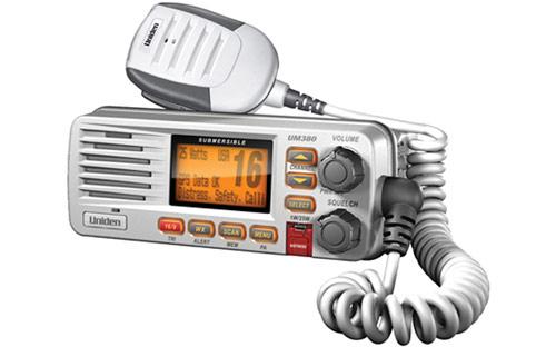 Uniden UM380 Solara D Marine Radio - White