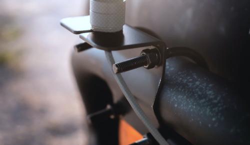 midland-mxatm1-bullbar-antenna-mount-top.webp