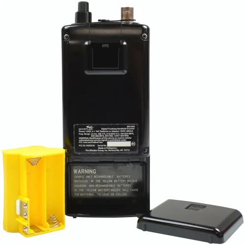 Whistler WS1040 battery compartment for 4 AA Alkaline or NiMH batteries